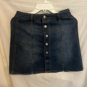 Cute jean miniskirt